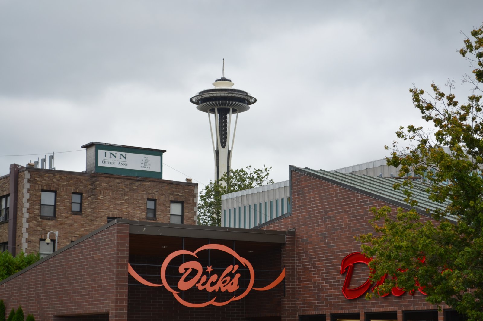 Dick's Drive-In Seafair Classic Car Show