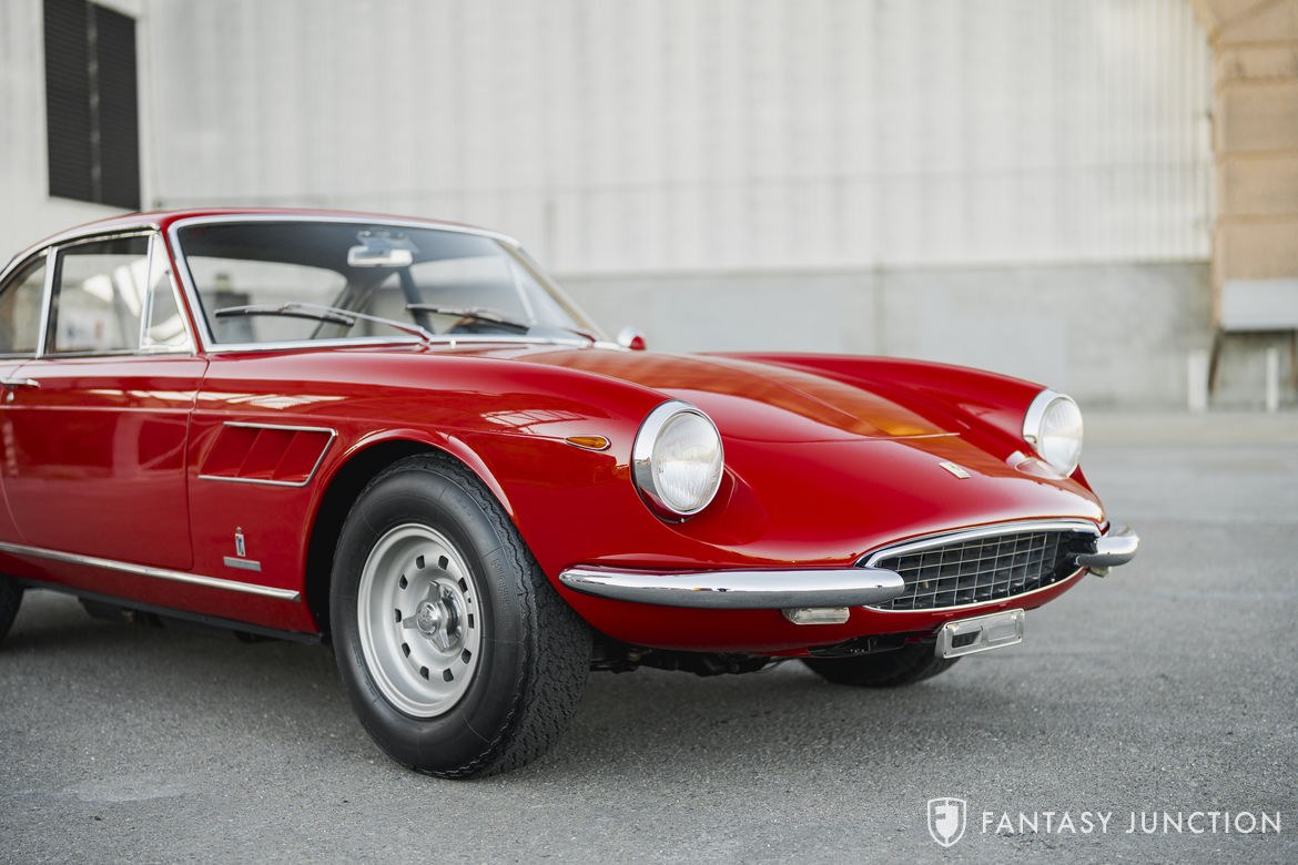 No Prancing Horse on the grille — one of several factory prototype details 6431 never lost when Ferrari rebuilt it to production specification.