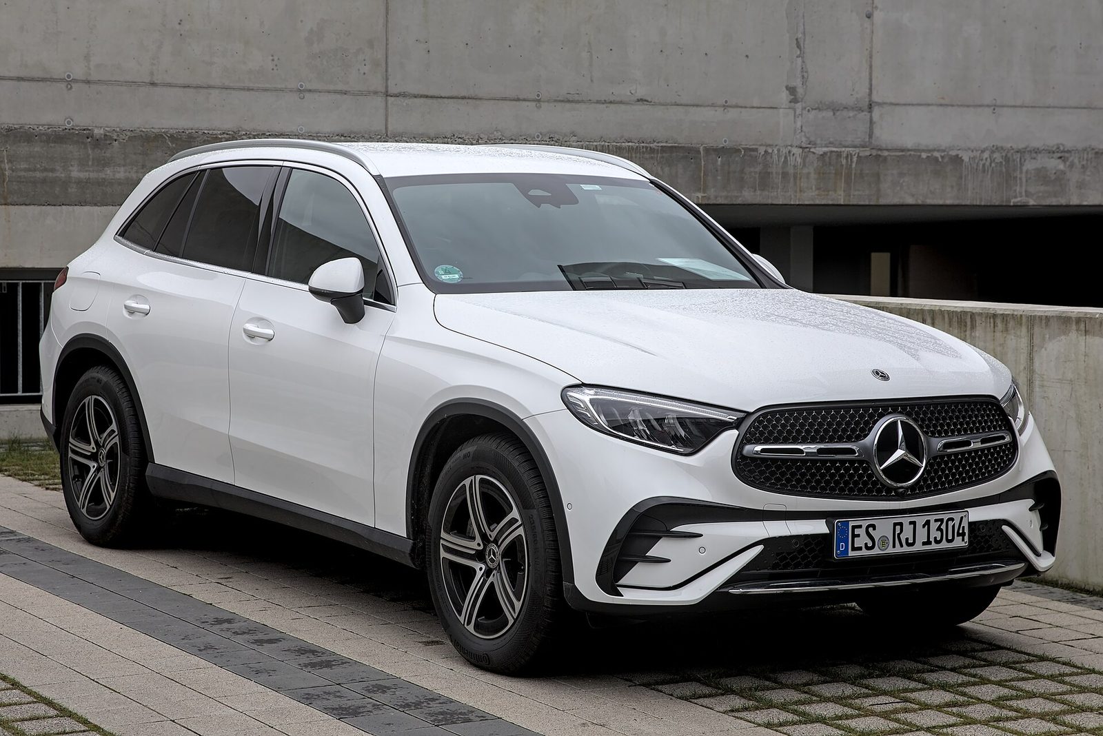 A Corroding Door Switch Is Behind Mercedes' Biggest US Recall of the Year