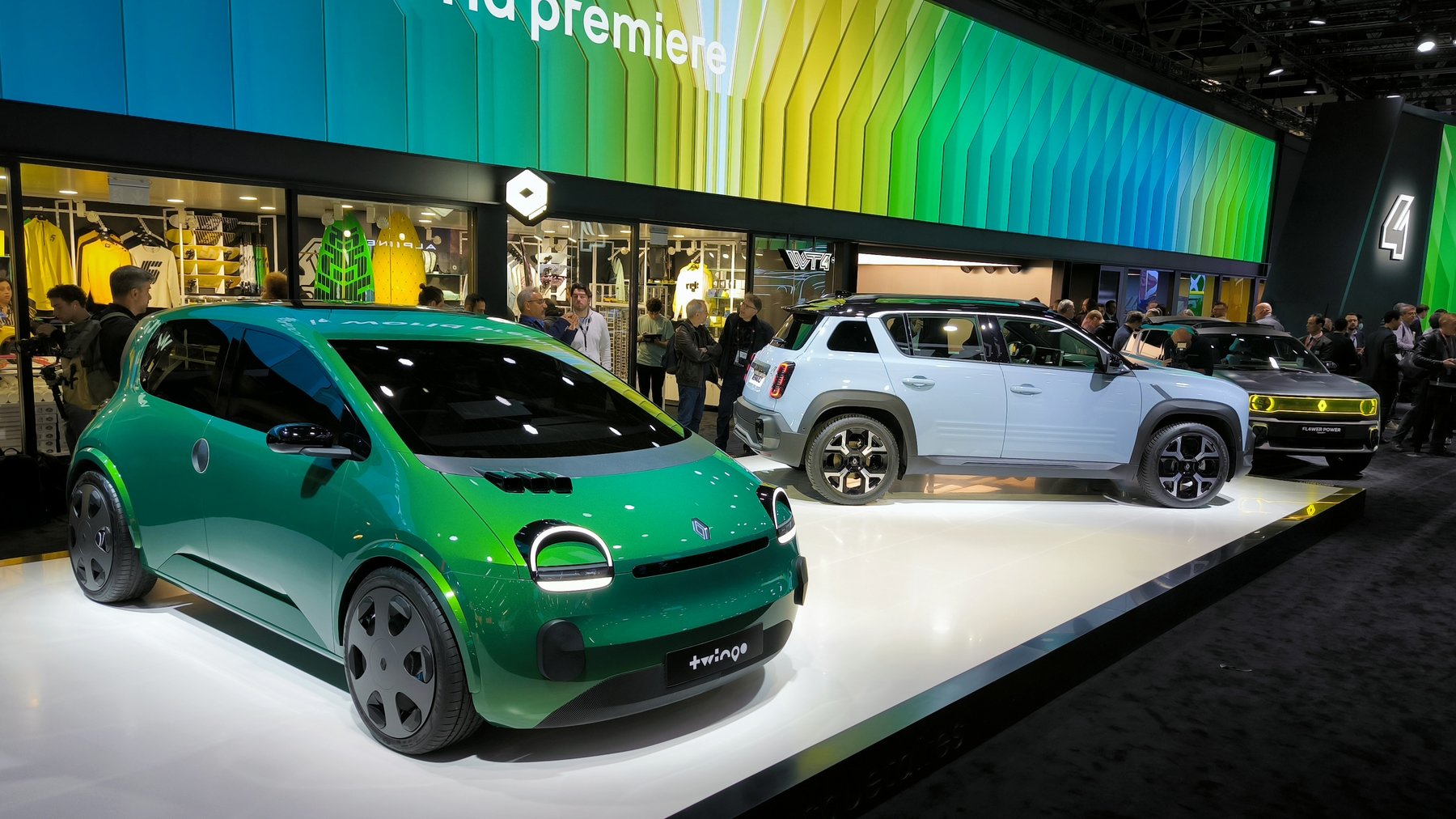 Paris Reopens With 60-Plus Brands, a Third of Them Chinese