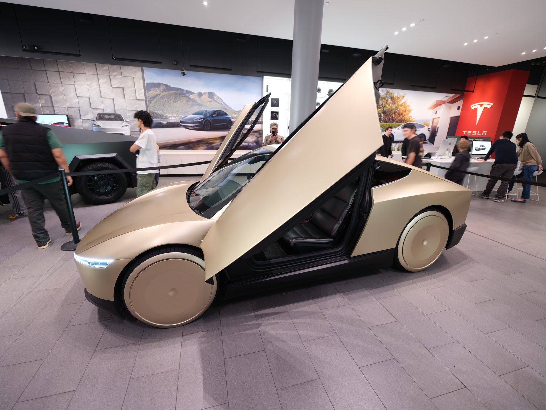 Three Videos and a Complaint: NHTSA Opens a School-Zone File on Tesla's Robotaxis